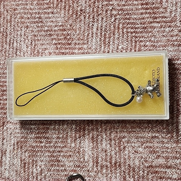 Mikimoto International Charm teddy bear with pearl - Picture 2 of 5